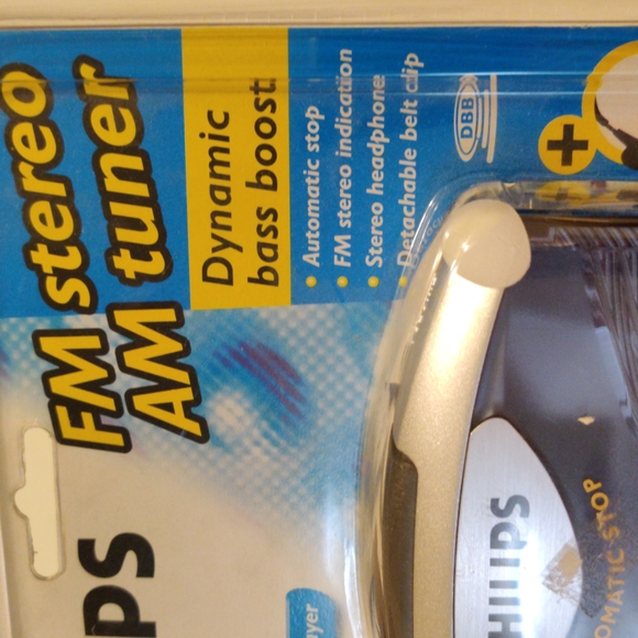 NWT Philips AQ 6591 stereo radio cassette player - Picture 2 of 11